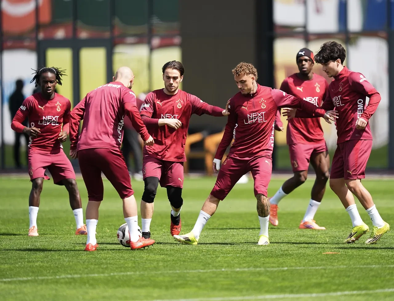 İstifa çağrısı yapılmıştı! Galatasaray Başkanı Dursun Özbek'ten Okan Buruk kararı