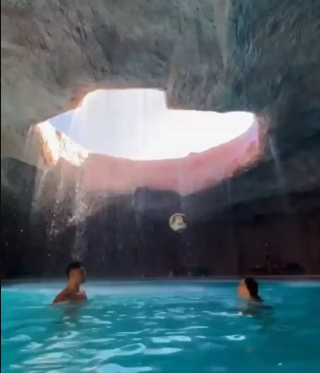 Jason Statham film çekimi için geldi hayran kaldı! Bu yıl da soluğu Antalya'da aldı 