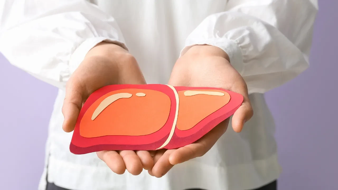 Karaciğeri temizleyen bedava besin! Vücudu yeniden başlatıyor