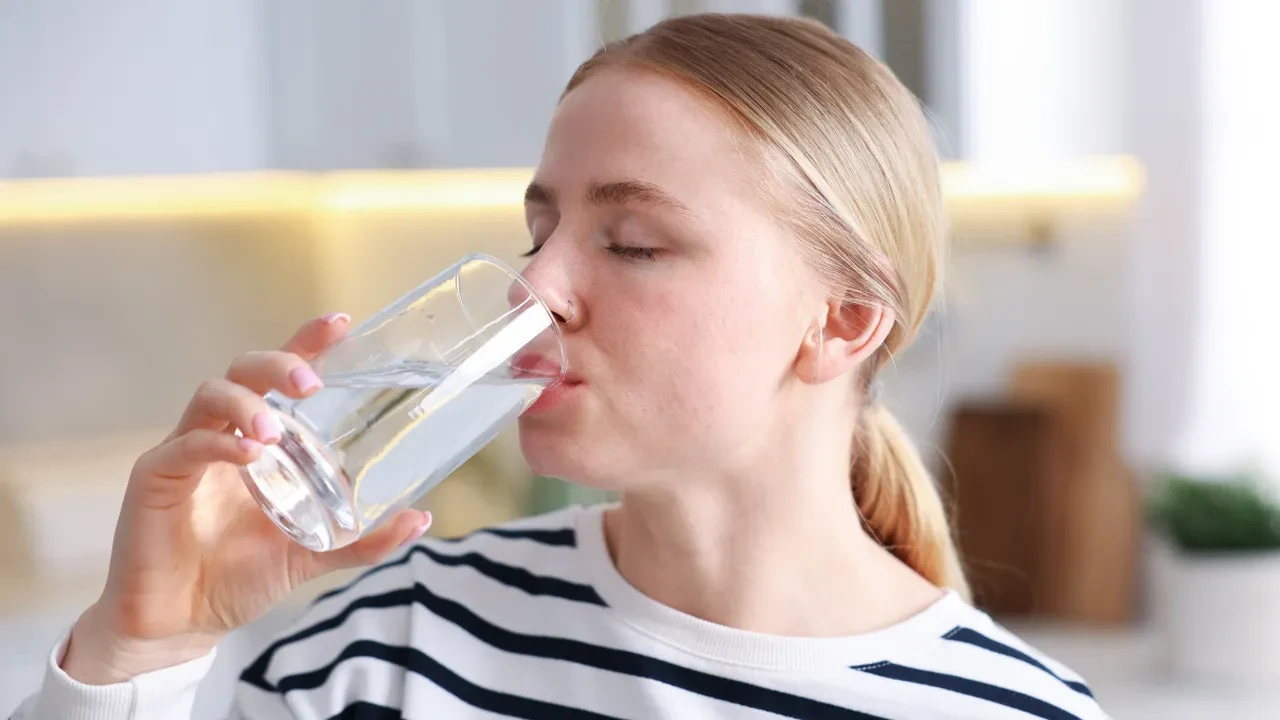Karaciğeri temizleyen bedava besin! Vücudu yeniden başlatıyor