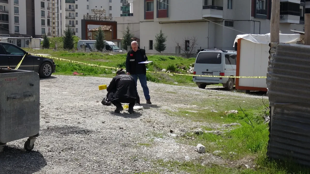 Malatya’da gençlerin küfür kavgası kanlı bitti: 5 yaralı!