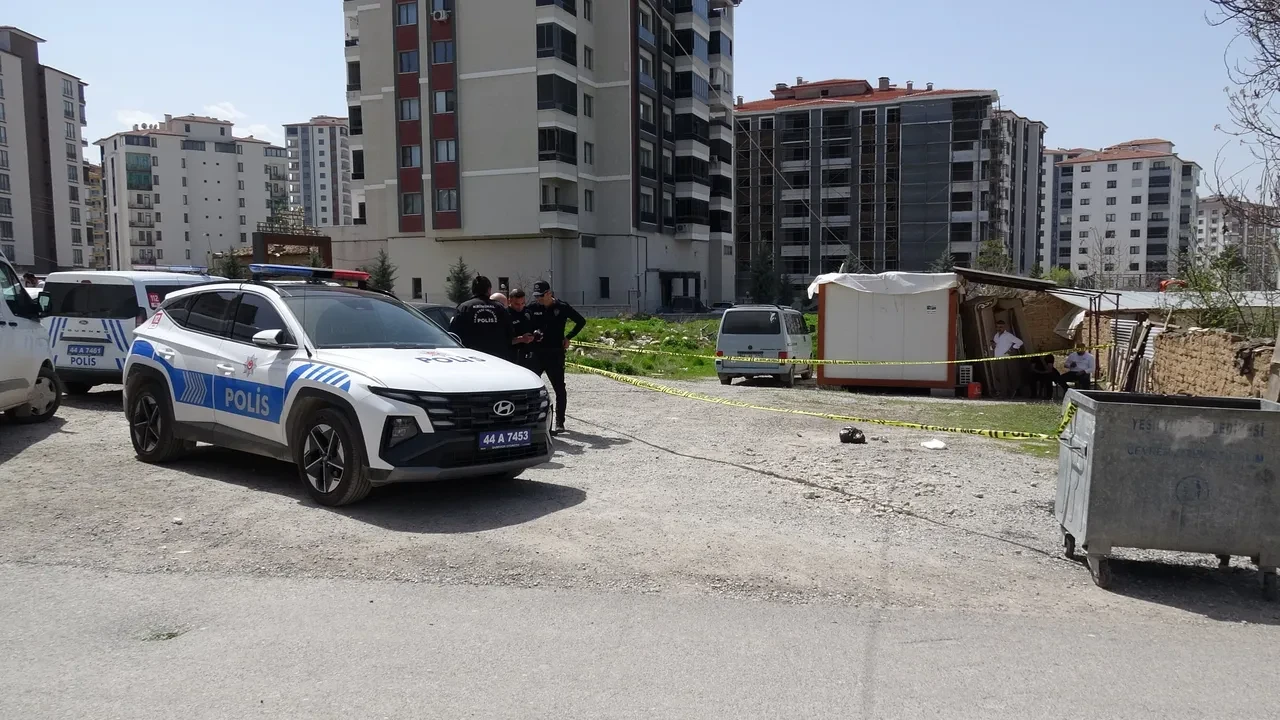 Malatya’da gençlerin küfür kavgası kanlı bitti: 5 yaralı!