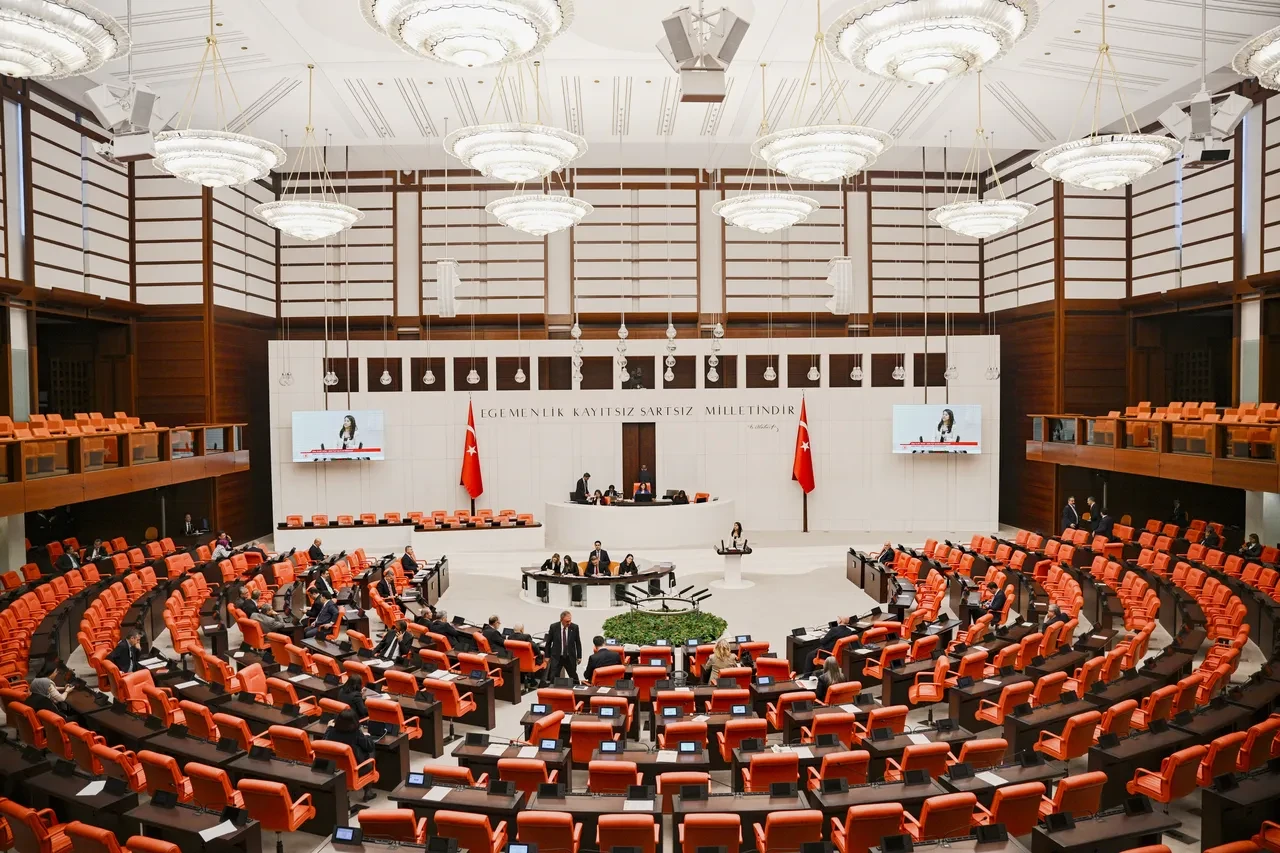 Meclis'te 'Okul Güvenliği' mesaisi: Okullardaki saldırılar için Araştırma Komisyonu kuruluyor!