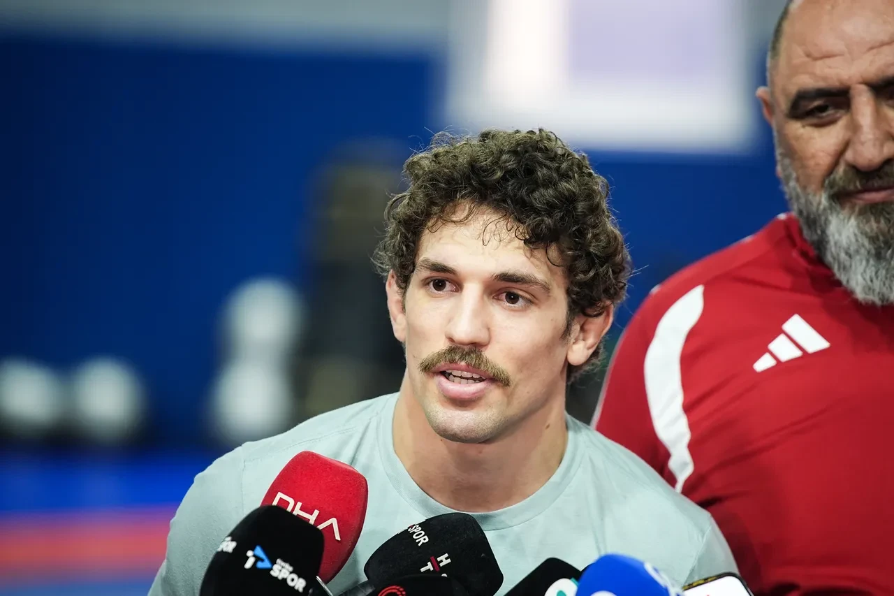 Rıza Kayaalp gözünü rekora dikti! Milli güreşçiden 2026 Avrupa Güreş Şampiyonası açıklaması