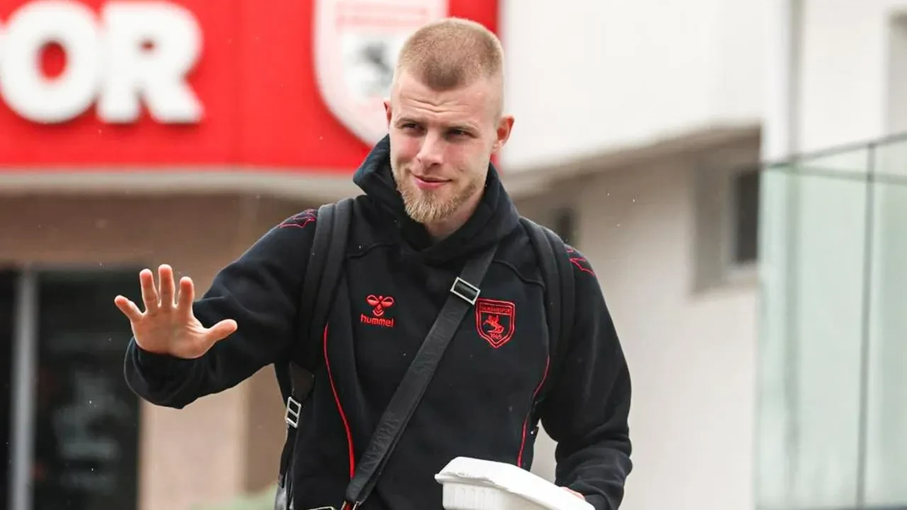 Samsunsporlu Rick van Drongelen, Beşiktaş'ı gözüne kestirdi! "Hedefimiz galibiyet"