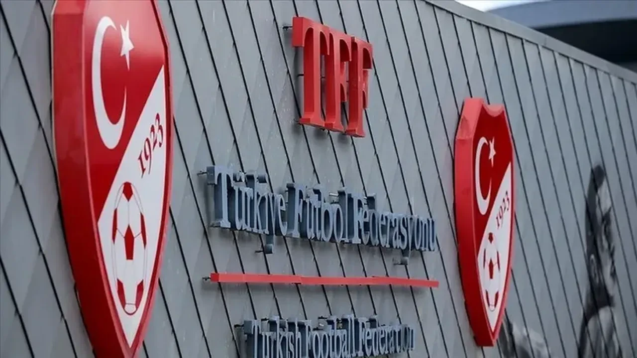 Süper Lig'de yabancı kuralında son karar verildi! Kulüpler istedi, TFF onayladı: İşte yeni kural...