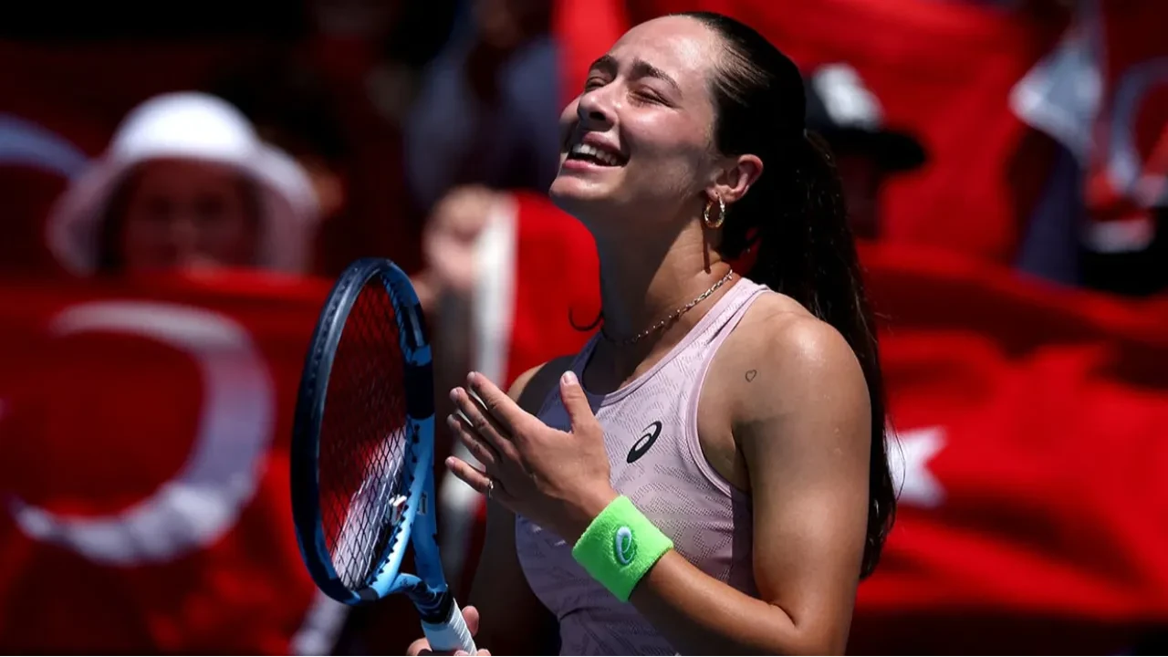 Zeynep Sönmez kariyerinde ilki başardı! Milli tenisçiden tarihi zafer