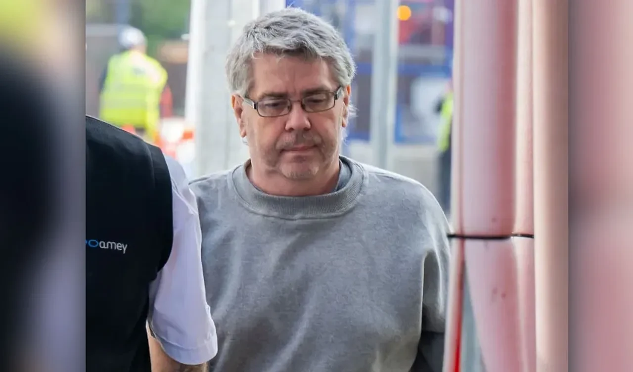 Annesinin cansız bedenini 2 seneden fazla dondurucuda tuttu, emekli maaşıyla hayatını finanse etti!