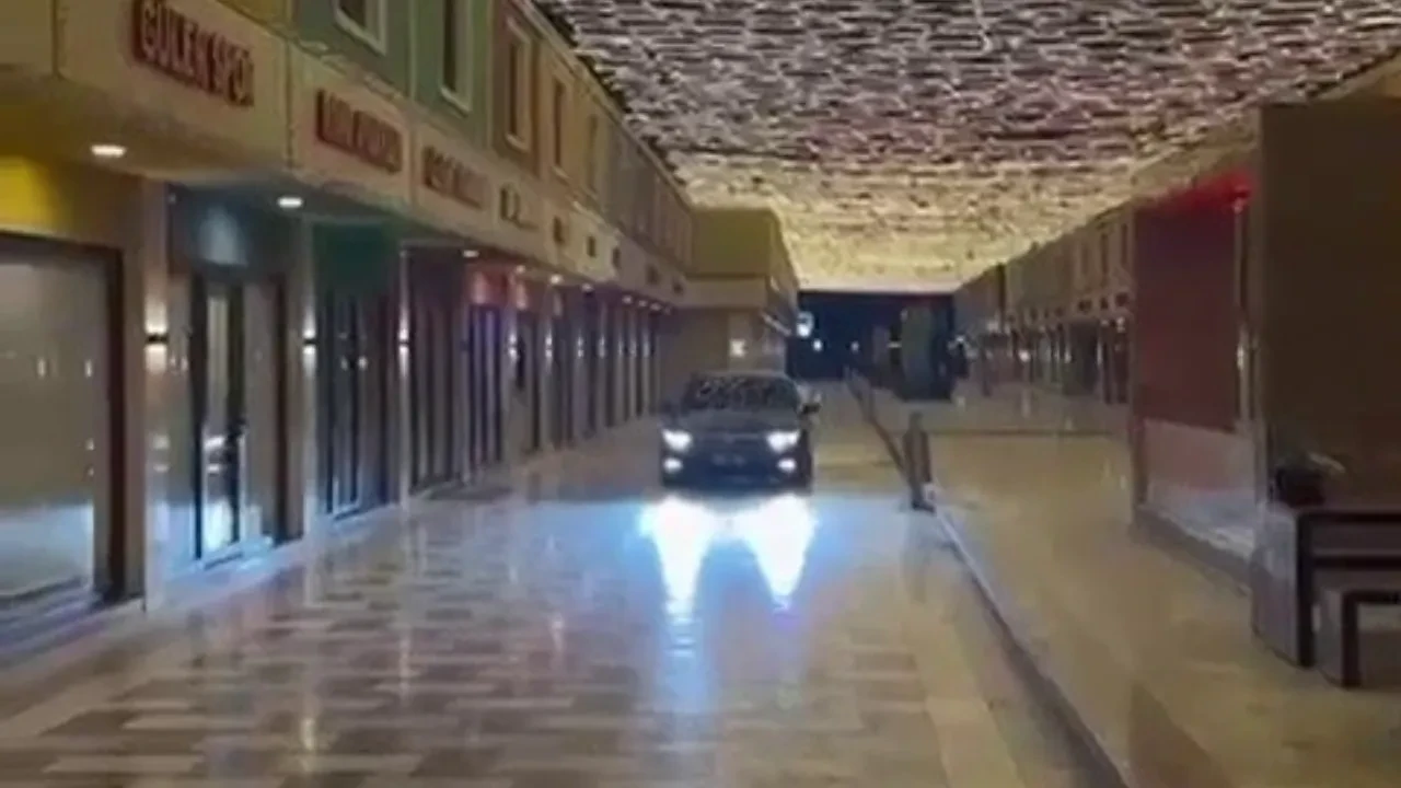 Aracıyla kapalı çarşıya girdi, çektiği 7 saniyelik video ceza getirdi