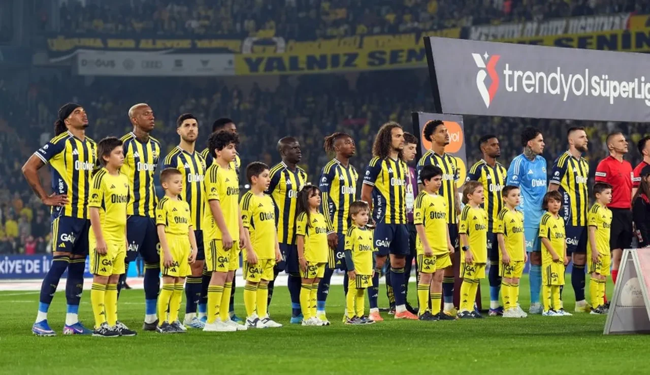 Fenerbahçe Rizespor maç kadrosu ve muhtemel 11 belli oldu