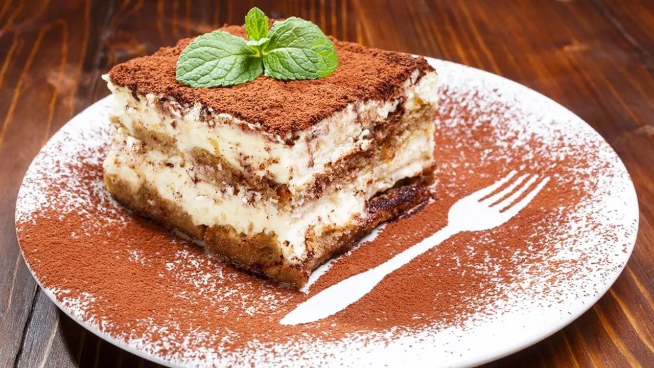 Gelinim Mutfakta tiramisu şelalesi nasıl yapılır? Bu tarifle kakaodan kremaya her damlası tükeniyor