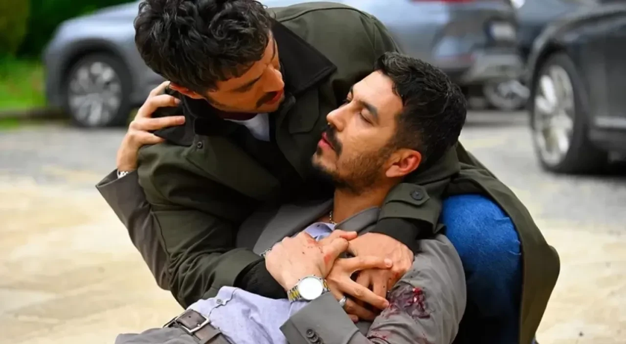 Mert Doğan, Halef dizisinden ayrılıyor mu? Halef Köklerin Çağrısı dizisinde Aşır'ın akıbeti ne olacak, ölecek mi?