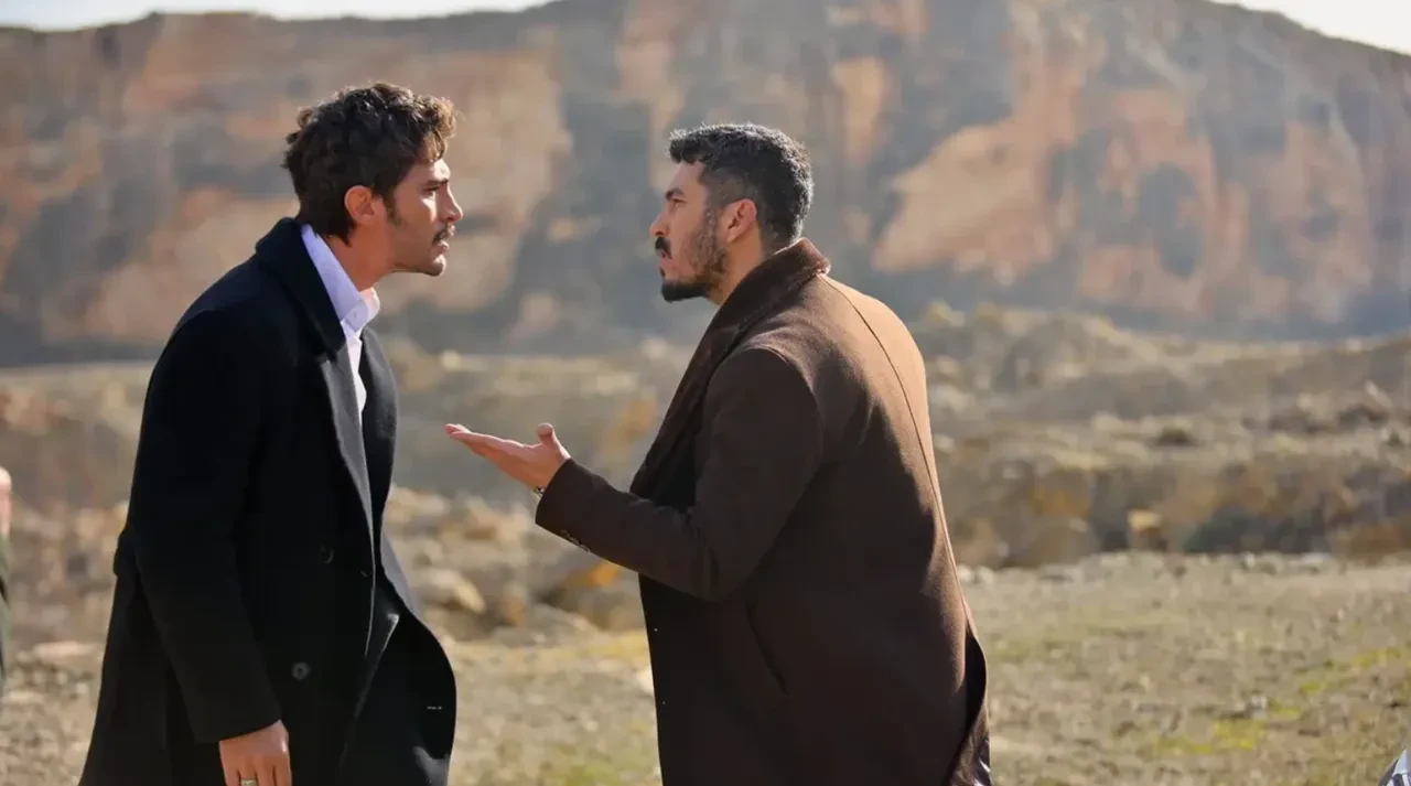 Mert Doğan, Halef dizisinden ayrılıyor mu? Halef Köklerin Çağrısı dizisinde Aşır'ın akıbeti ne olacak, ölecek mi?