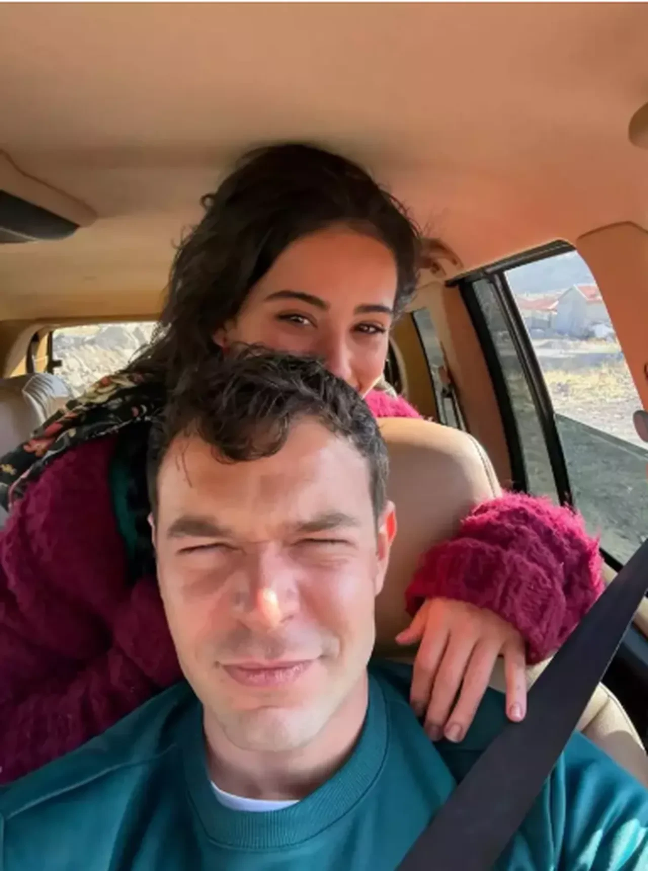 Sevdiğim Sensin dizisindeki aşk gerçek oldu! Aytaç Şaşmaz ile Helin Kandemir'den sürpriz hamle 