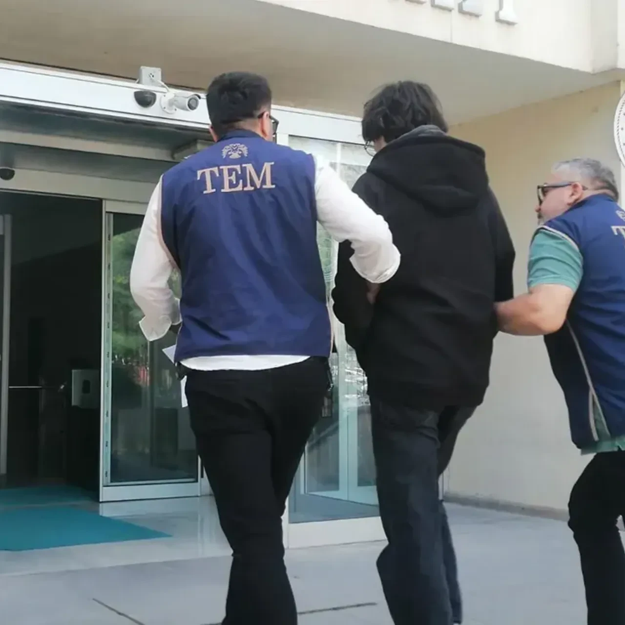 Tokat'ta okulu hedef gösteren öğrenciye gözaltı