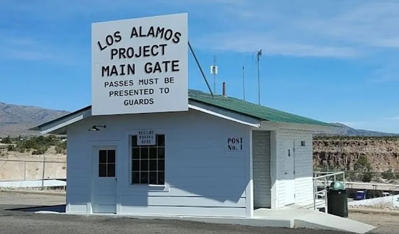 ABD'nin gizli laboratuvarında çalışan babası ölünce ortaya çıkan dosyalar şoke etti! Açıklanamayan hava olaylarına işaret