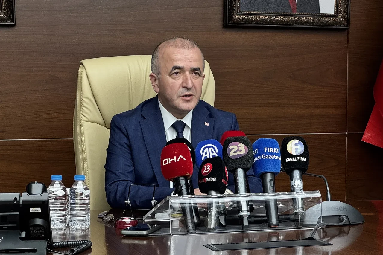 Elazığ'da okullarda yeni önlem: Randevusu olmayan ebeveynler okul bahçesine giremeyecek