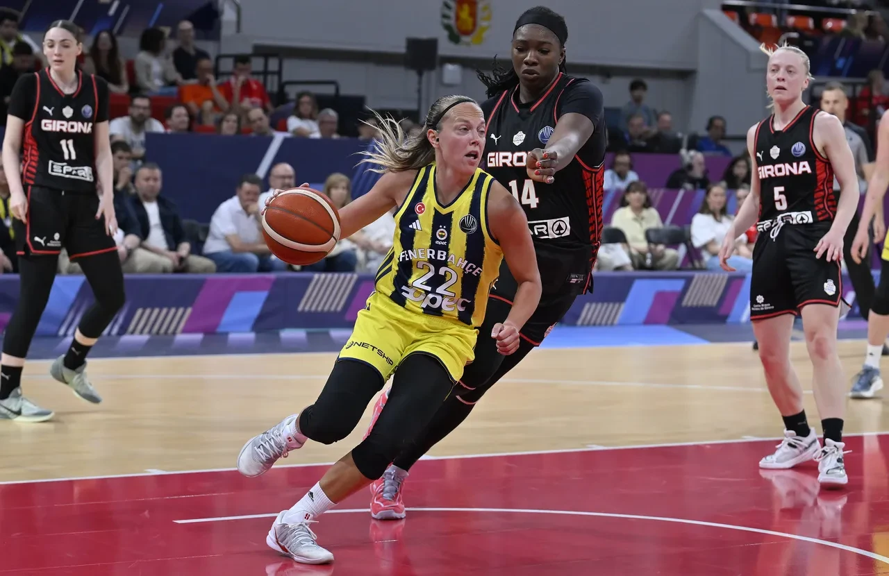 Fenerbahçe Opet, EuroLeague'de finale yükseldi! Sarı-lacivertliler, 7. kez adını finale yazdırdı