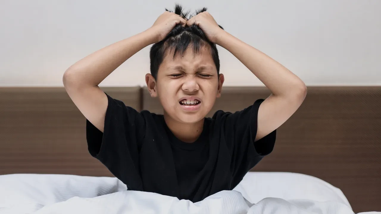 Gençlerde sessiz çığlık! Ergenlikte masum öfke ne zaman tehlikeye dönüşür?