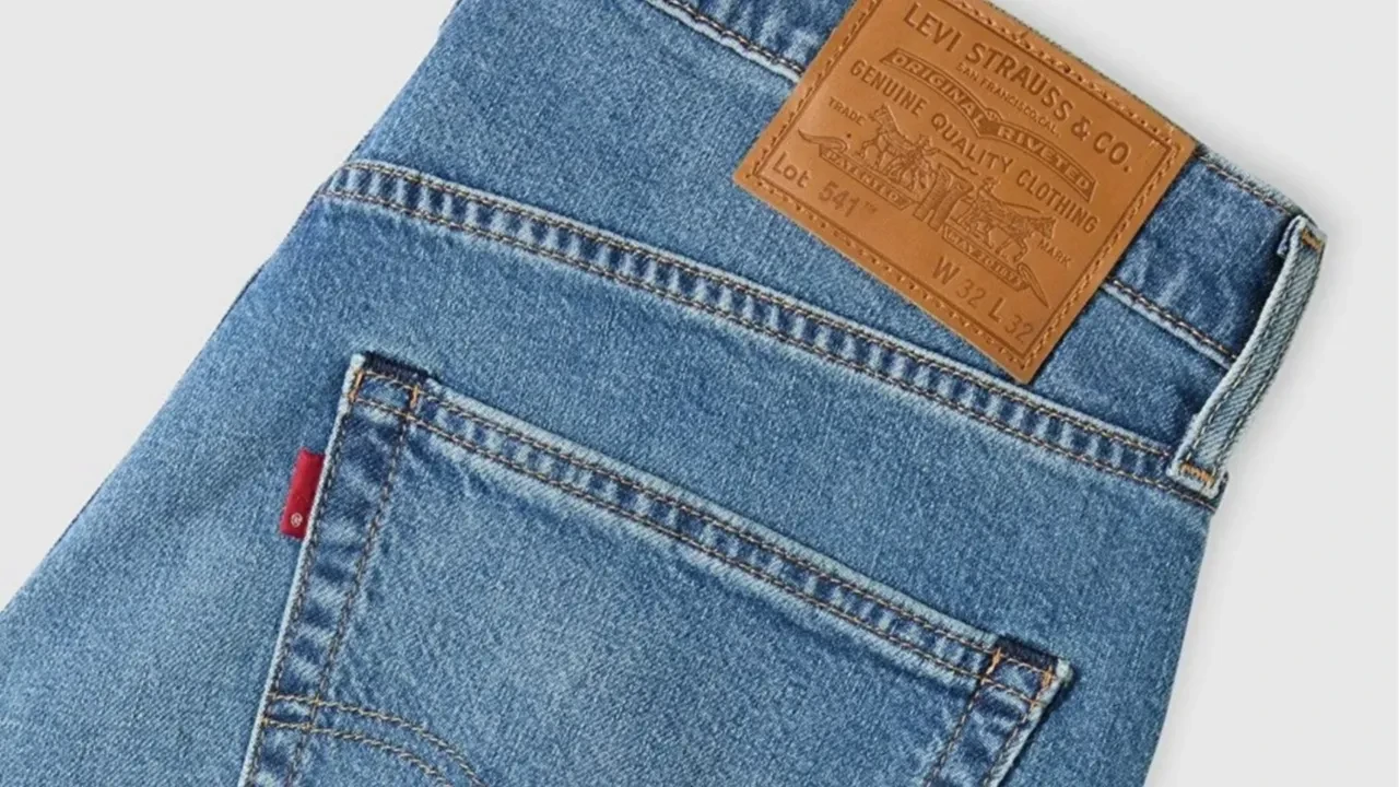 Her gün giyiyoruz ama sırrını kimse bilmiyor! Kotlardaki o küçük cebin inanılmaz hikayesi...