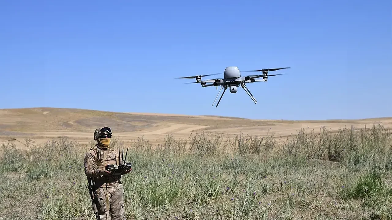 İnsansız operasyonlar başladı! Yapay zeka cephede dengeleri alt üst etti