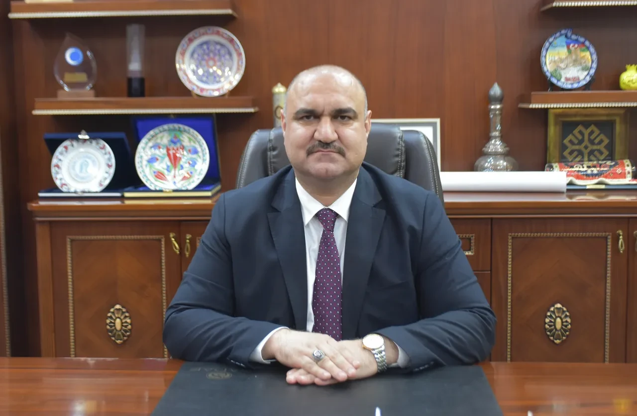 Kerkük'te 100 yıl sonra bir ilk! Valilik Türkmenlere geçti, halk sokaklara döküldü