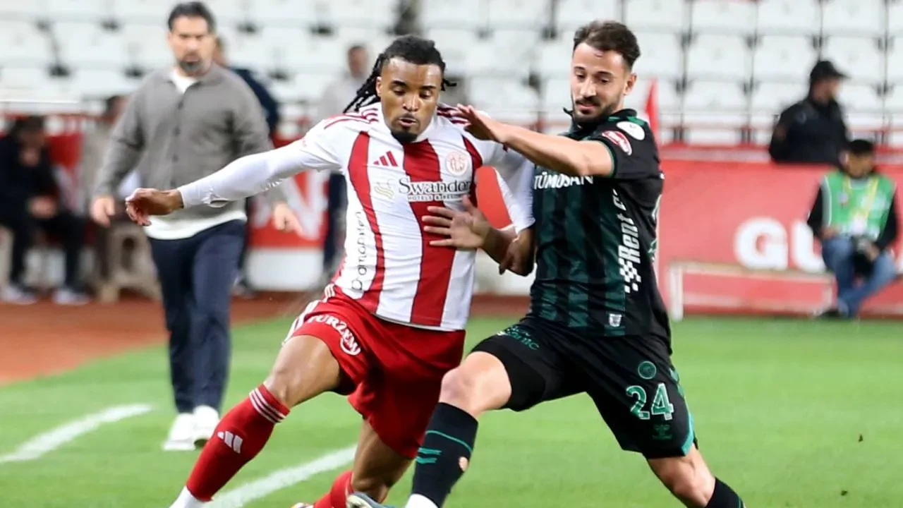 Konyaspor, Antalyaspor deplasmanından 3 puanla döndü! Yeşil-beyazlılardan 2-0'lık galibiyet