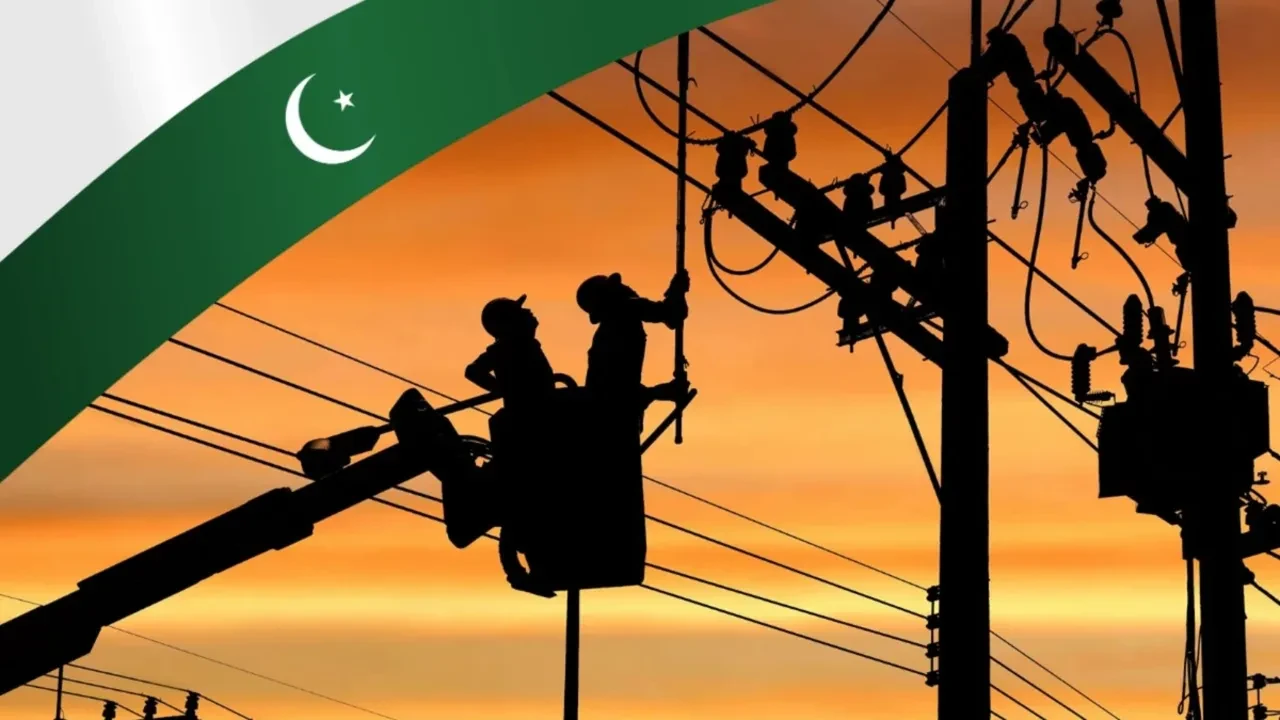 Küresel enerji krizi büyüyor: Pakistan’dan her gün 2 saatlik kesinti kararı