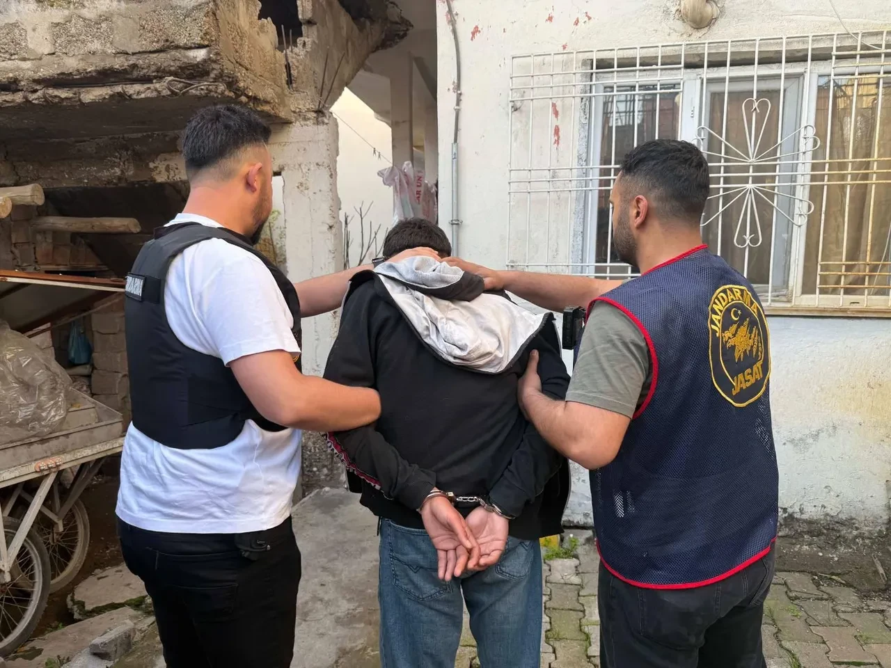 MİT'ten siber suç şebekesine darbe! 9 ilde eş zamanlı operasyon