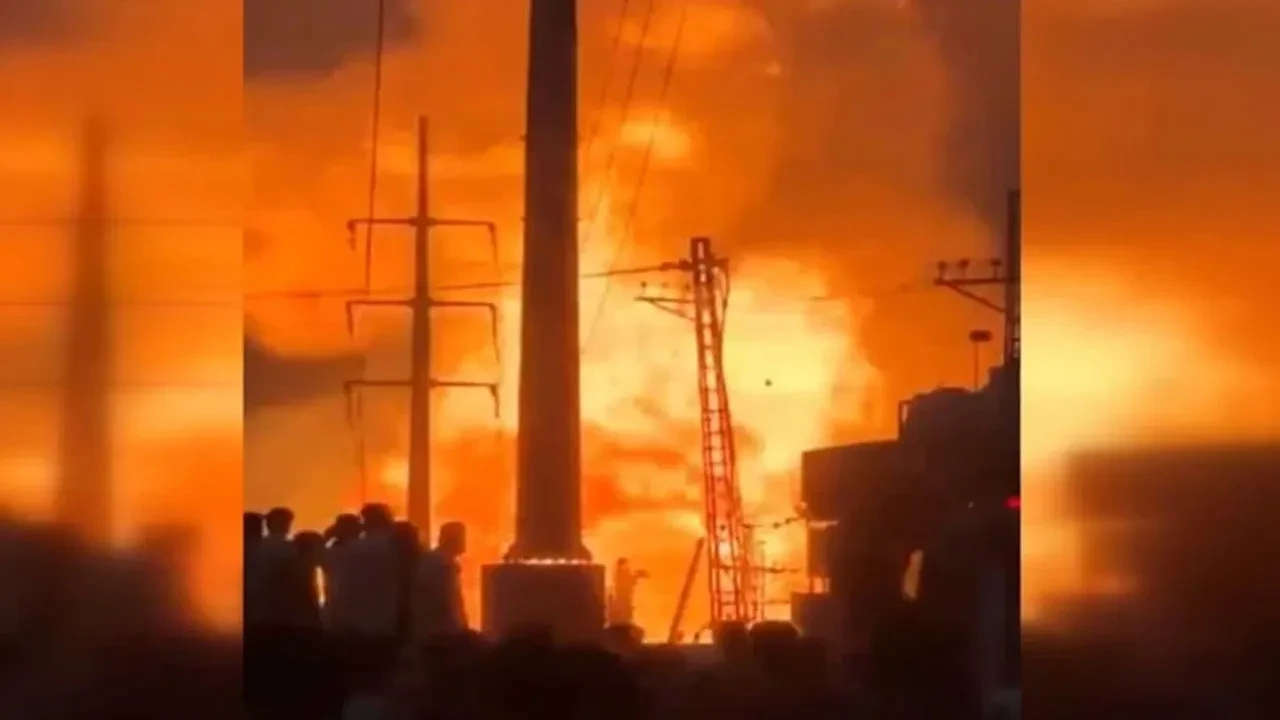 Pakistan'da gaz sızıntısı patlamaya yol açtı: 8 ölü