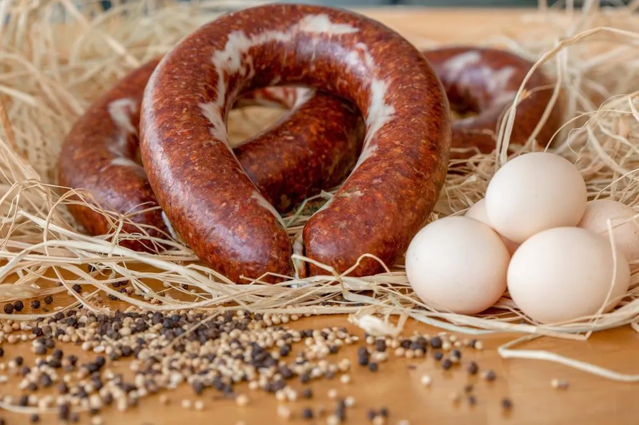 Taklit ve tağşiş listesi güncellendi, hileler gün yüzüne çıktı! İşte uygunsuz kanatlı etli tespit edilen gıdalar