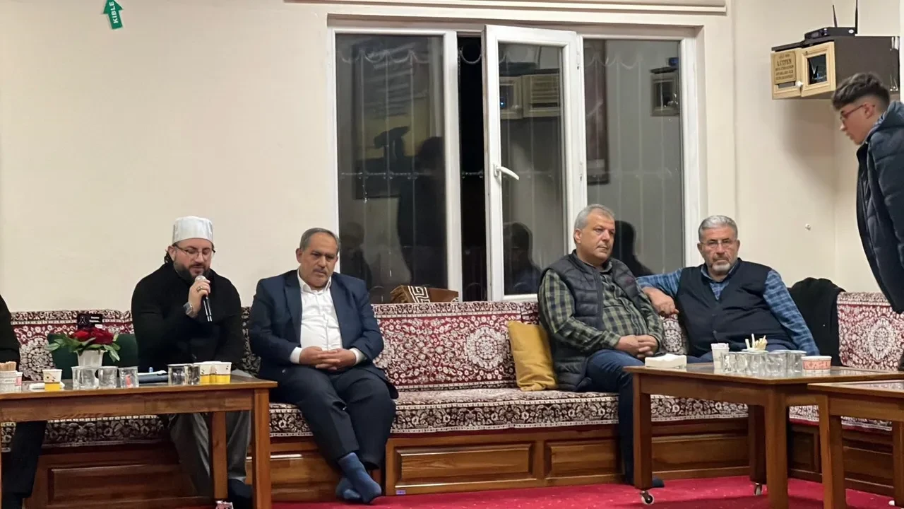 Ayla öğretmen için dualar edildi, oğlu konuştu: "Annem bizi gururlandırıyordu"