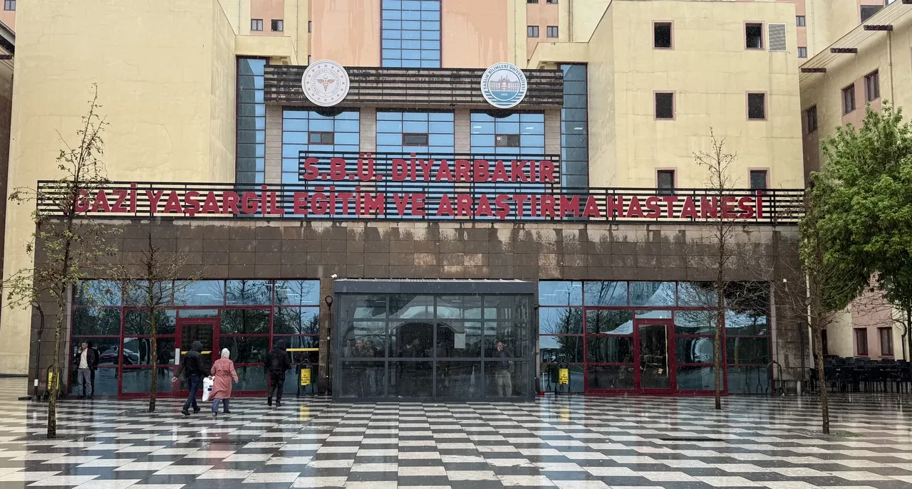 Diyarbakır'da okul bahçesine yıldırım düştü: 2 çocuk öldü, birinin durumu ağır!