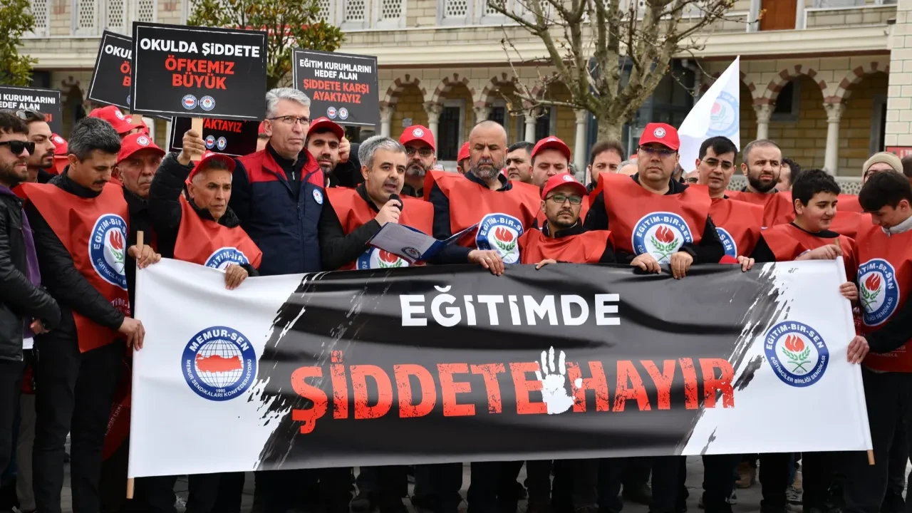 Eğitimcilerden şiddete karşı ortak ses: 'Bu bir milli güvenlik meselesidir'