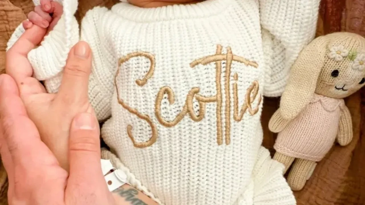 Eminem ikinci kez dede oldu! Ünlü rapçi kızı Alaina Marie Scott bebeğini dünyaya getirdi! 