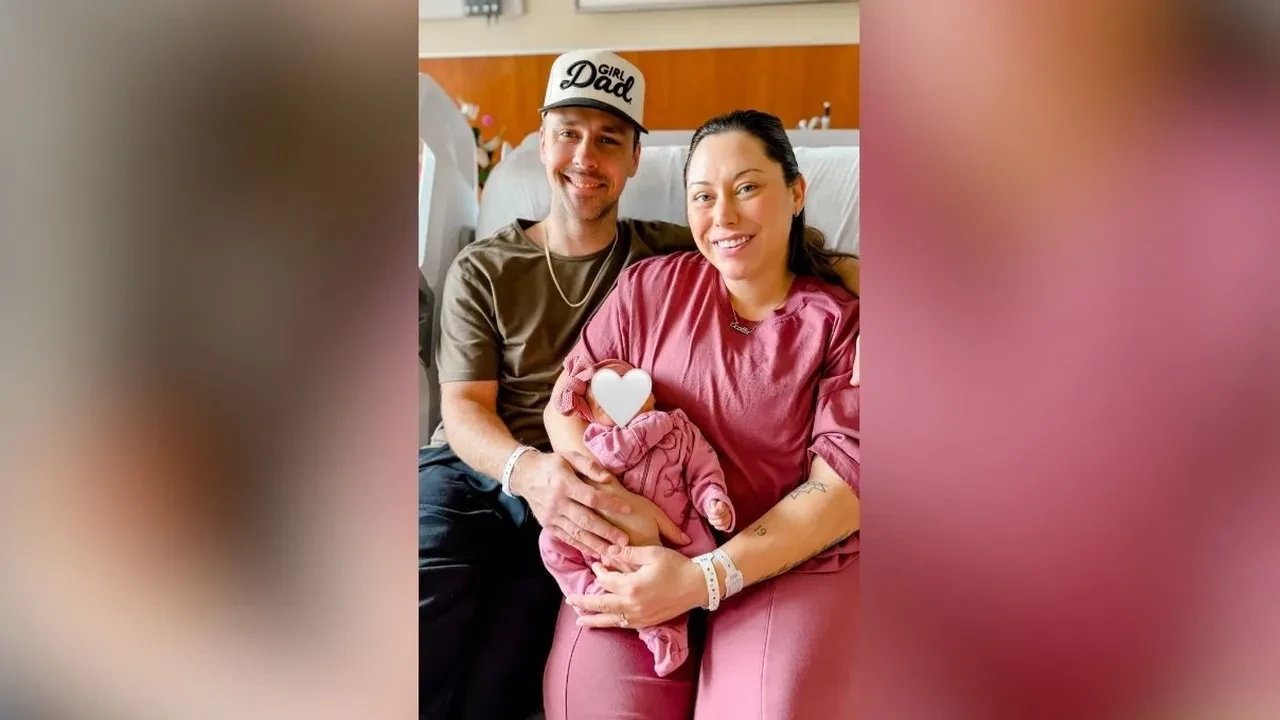 Eminem ikinci kez dede oldu! Ünlü rapçi kızı Alaina Marie Scott bebeğini dünyaya getirdi! 