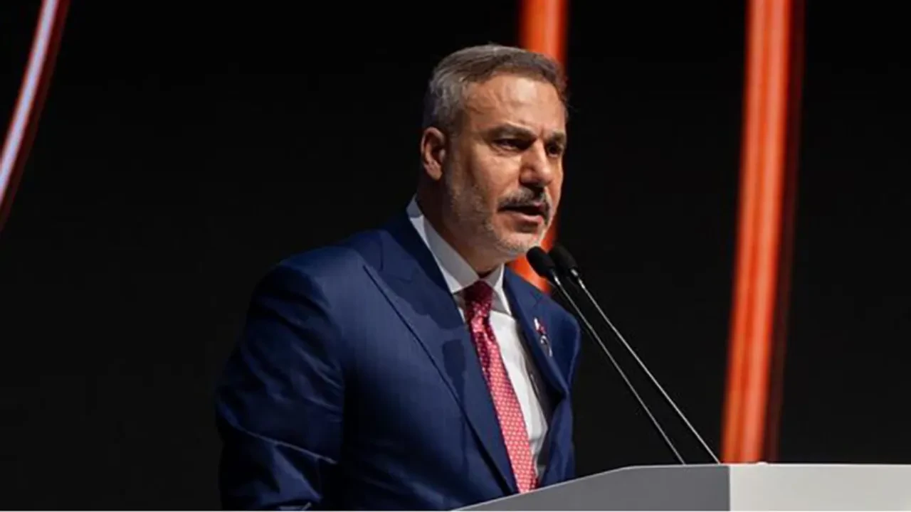 Hakan Fidan’dan sert mesaj: Sistemin babası kendi kurallarına uymuyor!