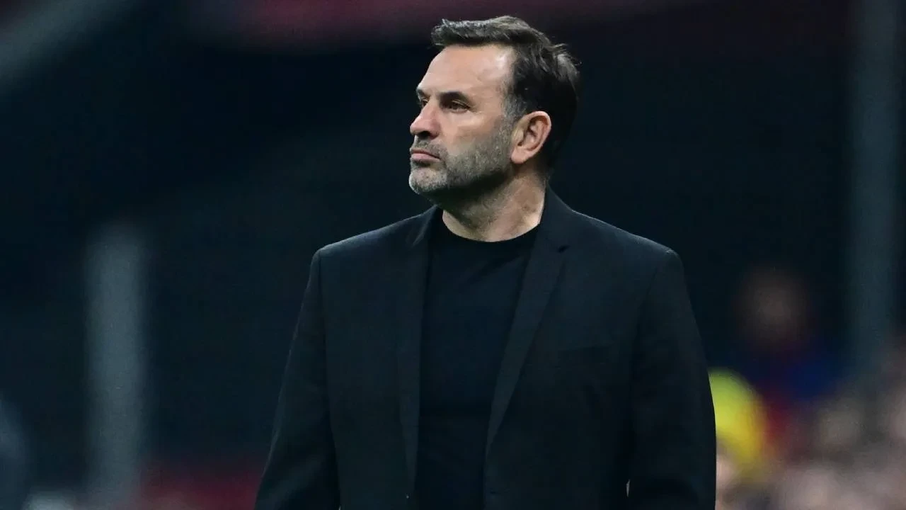 Okan Buruk'tan hakemle ilgili sert eleştiri! "Enteresan şeyler oluyor"