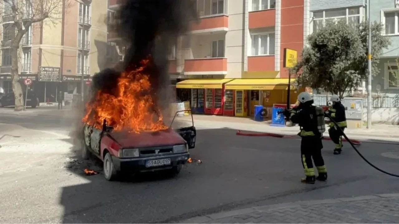 Tekirdağ’da korku dolu anlar: LPG'li otomobil alev topuna döndü