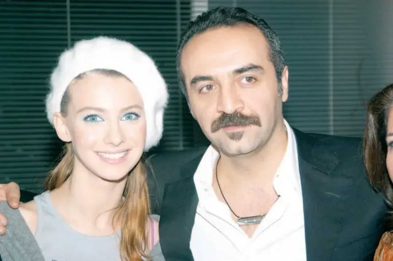 Tuba Ünsal ve Yılmaz Erdoğan'dan 21 yıl sonra sürpriz kare! Burada karşılaştık