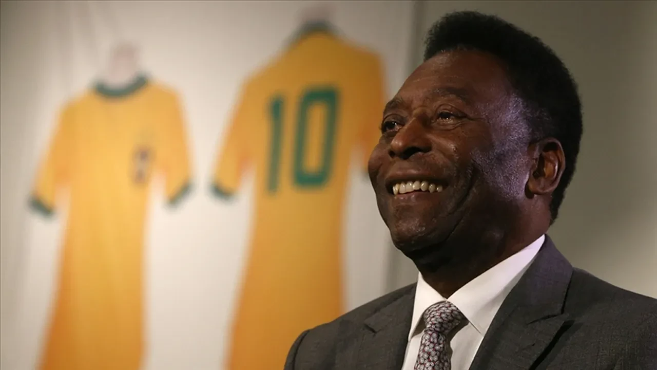 Yapay zeka tarihin en iyi 10 futbolcusunu belirledi! Listenin ilk sırasında bakın hangi futbolcu var