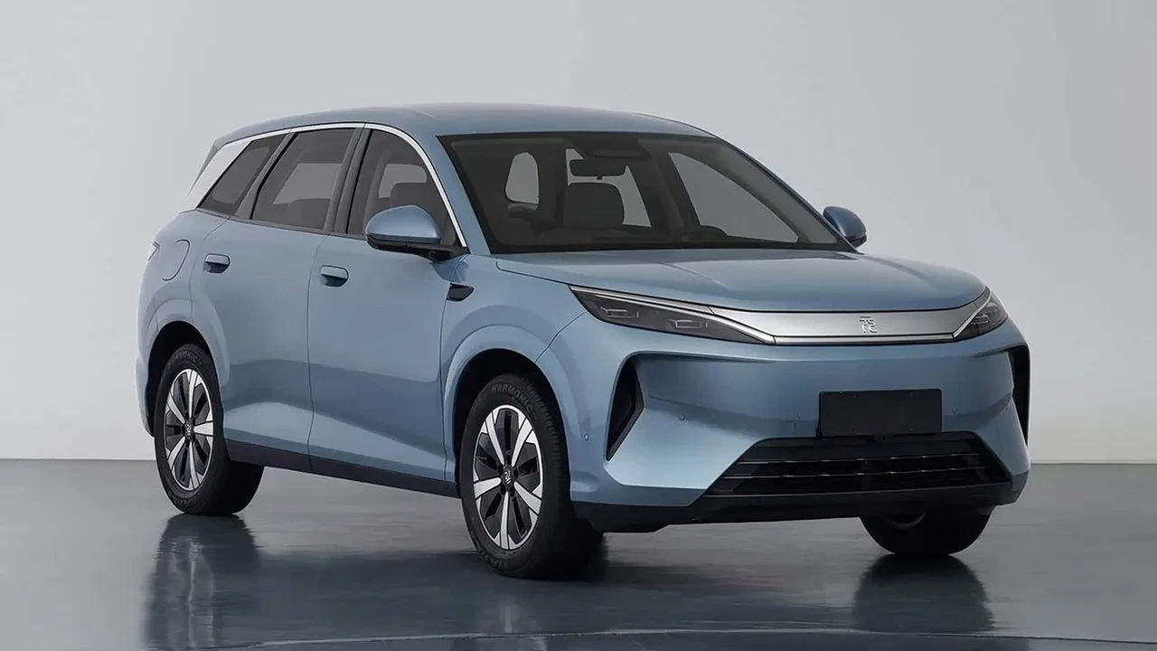 BYD Atto 3 yenilendi: 5 dakikada yüzde 70 şarj