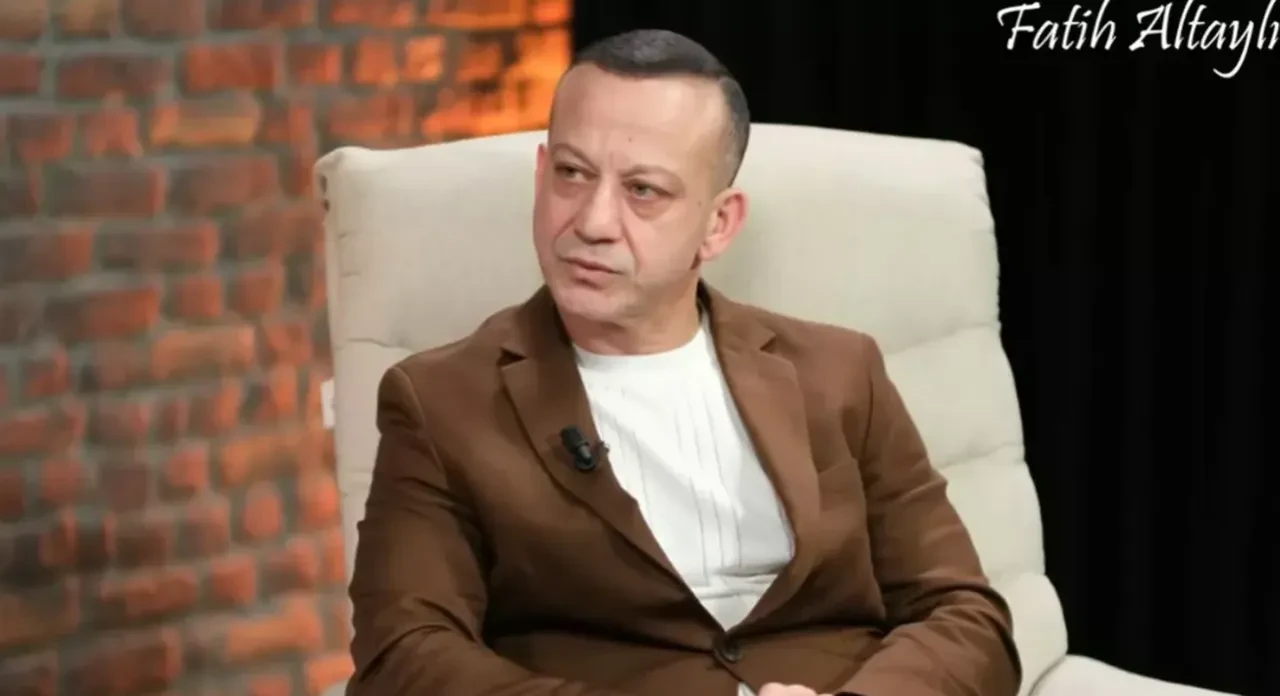 İnci Taneleri dizisinin final yapma sebebi ortaya çıktı! İnci Taneleri'nin Nusret'i Rıza Kocaoğlu ilk kez açıkladı