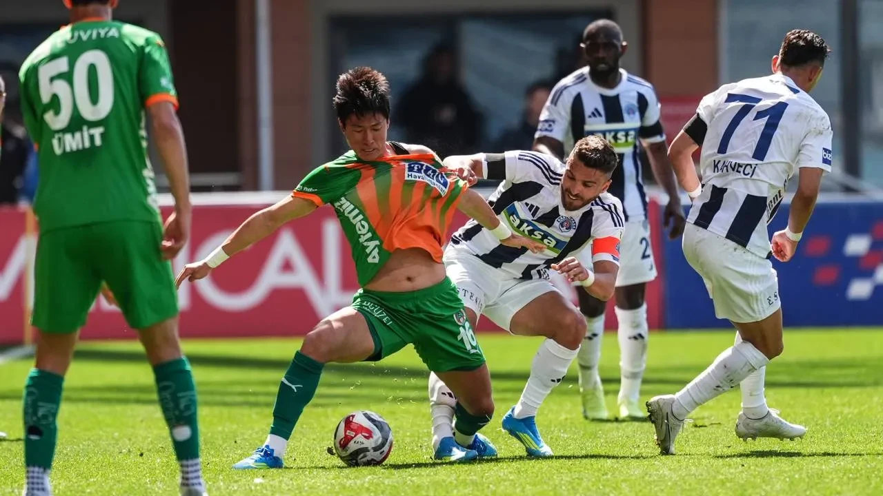 İrfan Can kornerden attı, Kasımpaşa kazandı! İstanbul ekibi Alanyaspor'u 1-0 yendi