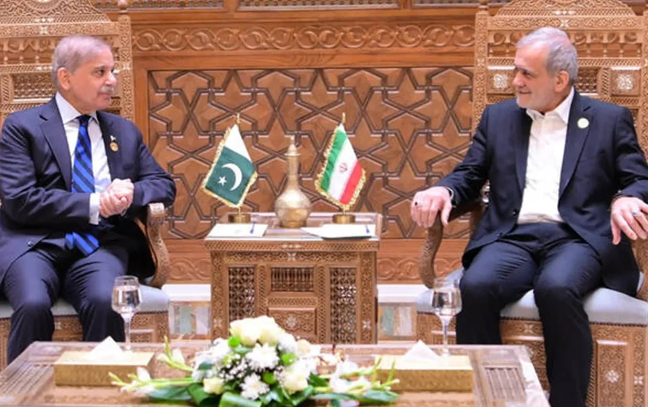 Pakistan'dan haberlere diplomatik çağrı: Şerif müzakereler için Pezeşkiyan'ı aradı 