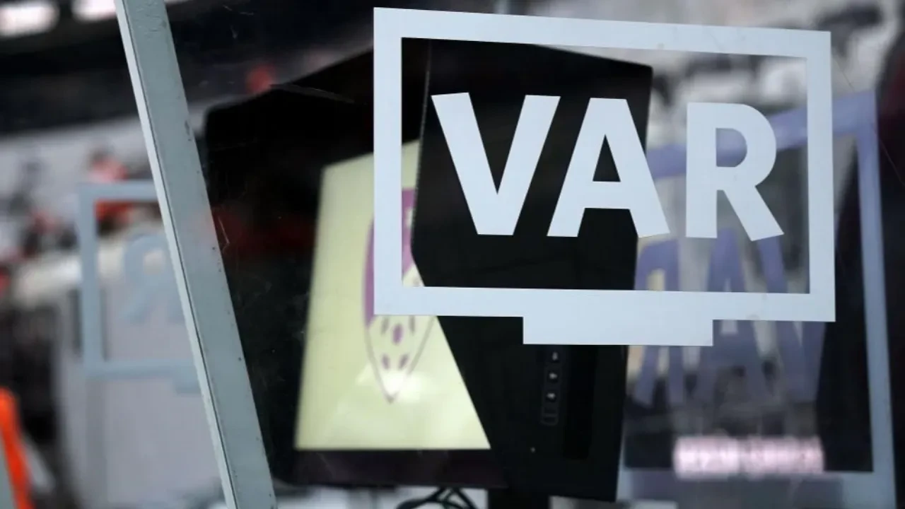 Samsunspor - Beşiktaş maçının VAR hakemi belli oldu