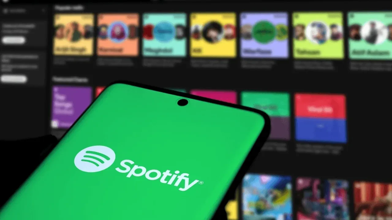 Spotify’da yapay zekâ alarmı: Bot ağlarıyla 8 milyon dolarlık vurgun