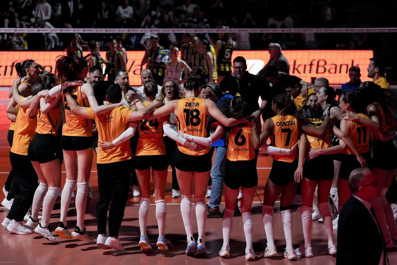Sultanlar Ligi'nde şampiyon VakıfBank! 15. kez mutlu sona ulaştılar
