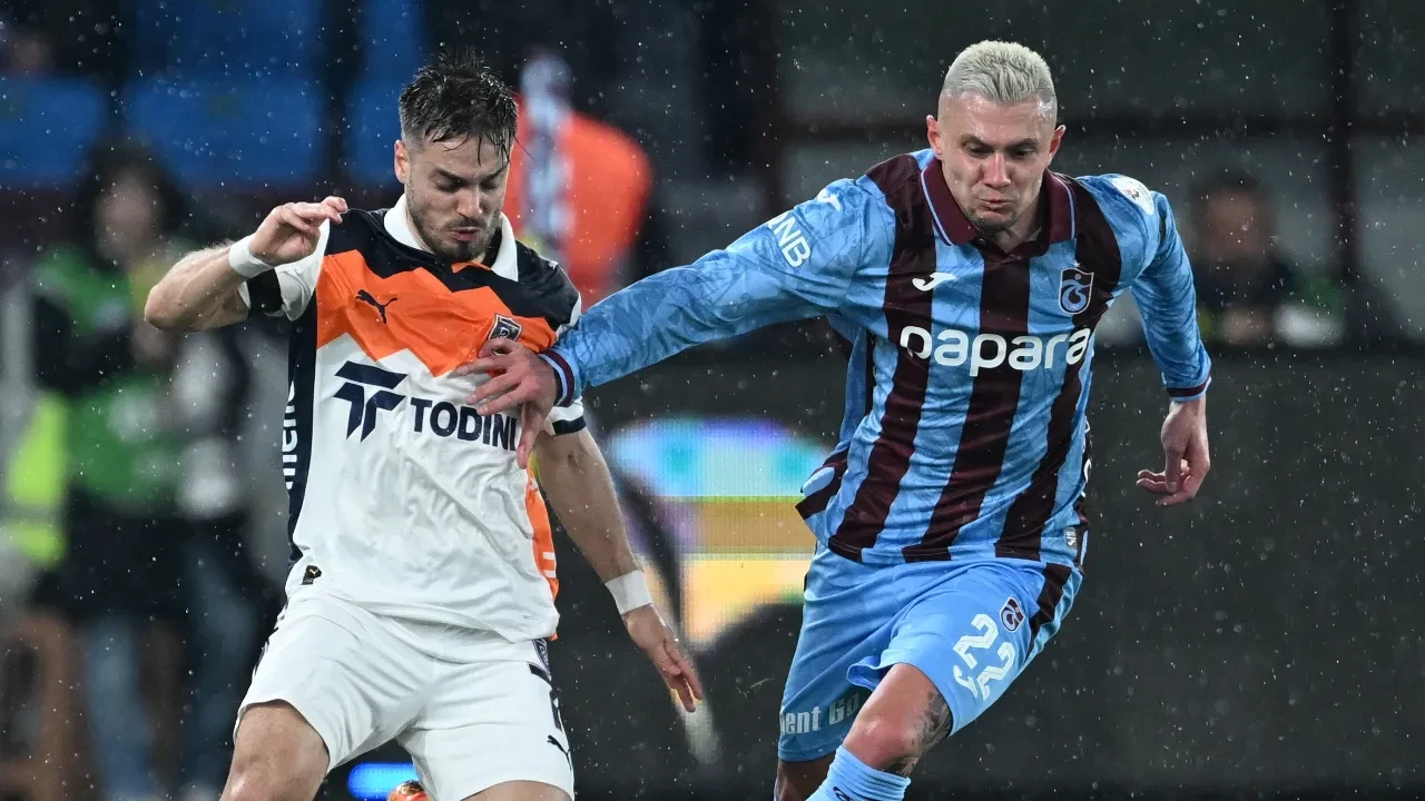 /spor/canli-mac-anlatimi-trabzonspor-ile-basaksehir-karsi-karsiya-geliyor-3295299