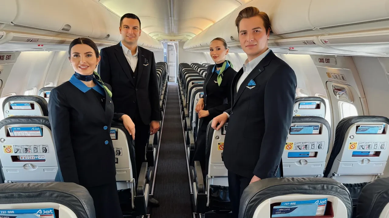 AJet'ten ikinci yıl kampanyası: Yüzde 20 indirimli bilet